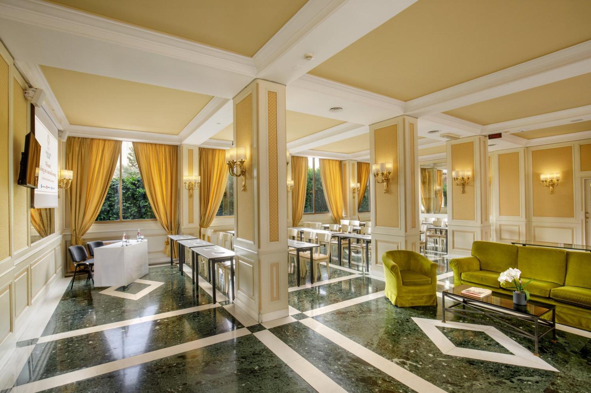 Grand Fleming Hotel 4*